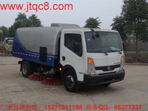 鄭州日產掃路車